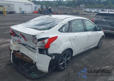 2014 Ford Focus Se from USA, damaged, VIN 1FADP3F22EL319113